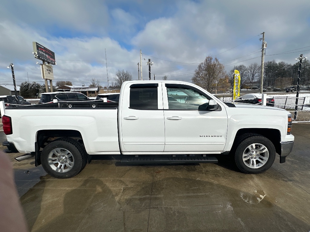 2015 Chevrolet Silverado LT's photo