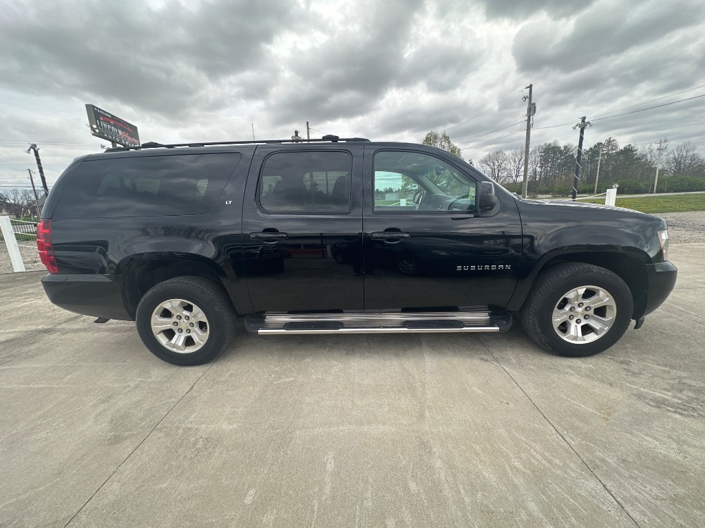 2013 Chevrolet Suburban LT