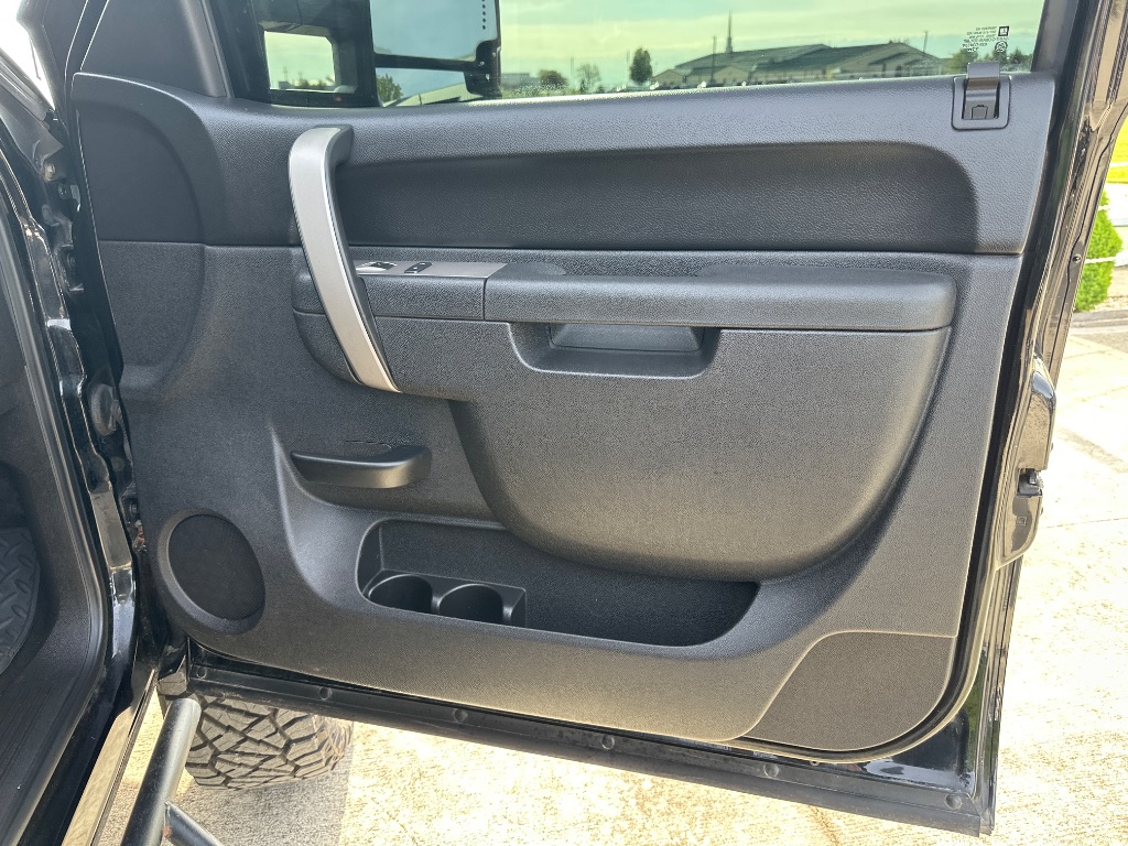 2010 Chevrolet Silverado 1500 LT - Photo 32