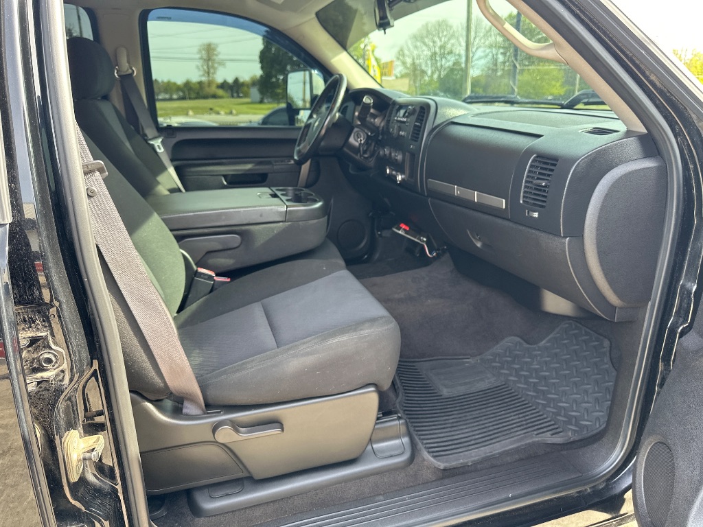 2010 Chevrolet Silverado 1500 LT - Photo 31