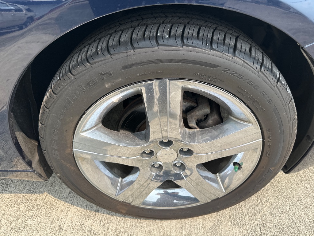 2012 Chevrolet Malibu 1LT - Photo 11