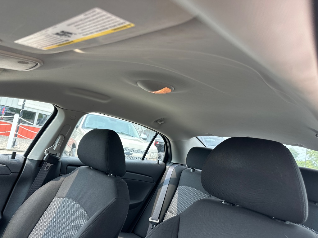 2012 Chevrolet Malibu 1LT - Photo 22